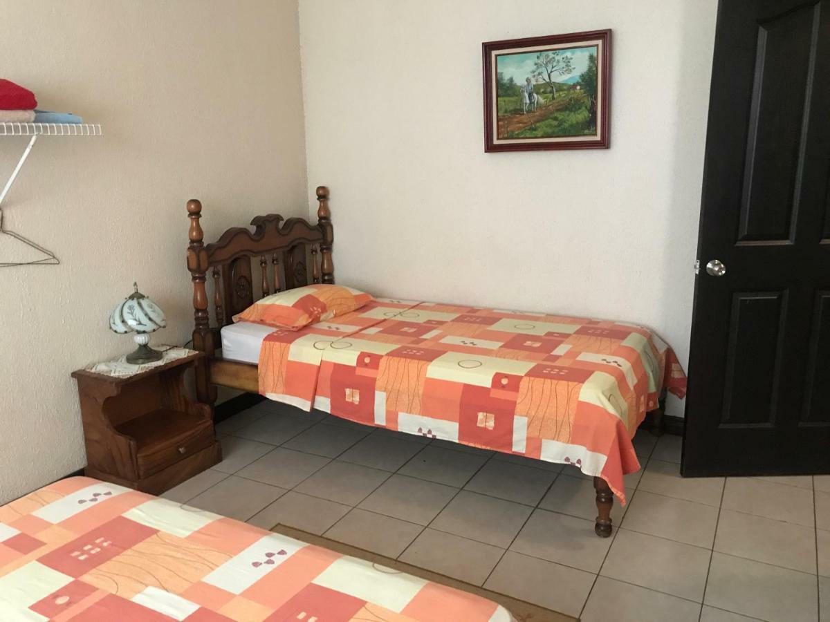 مبيت وإفطار Desamparados  Casa Del Suizo المظهر الخارجي الصورة