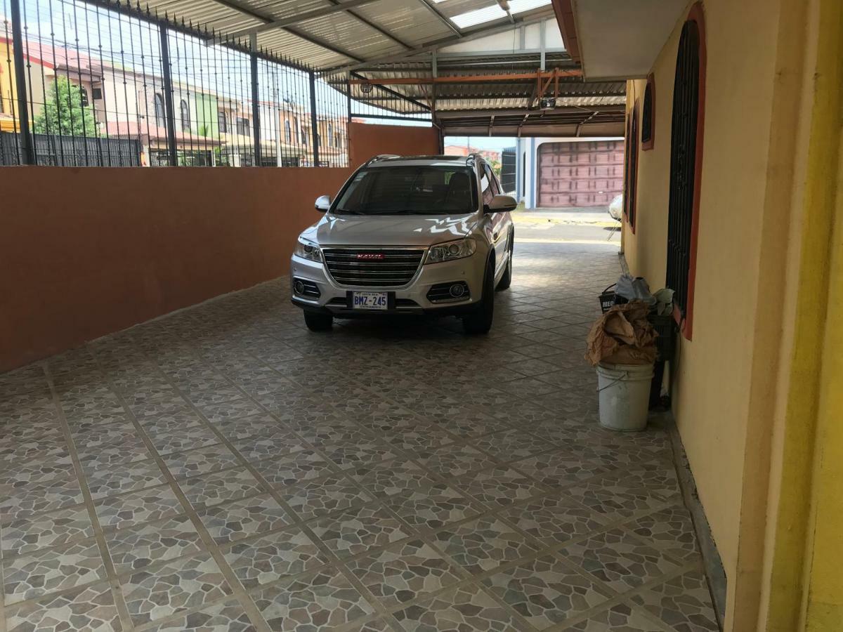 مبيت وإفطار Desamparados  Casa Del Suizo المظهر الخارجي الصورة